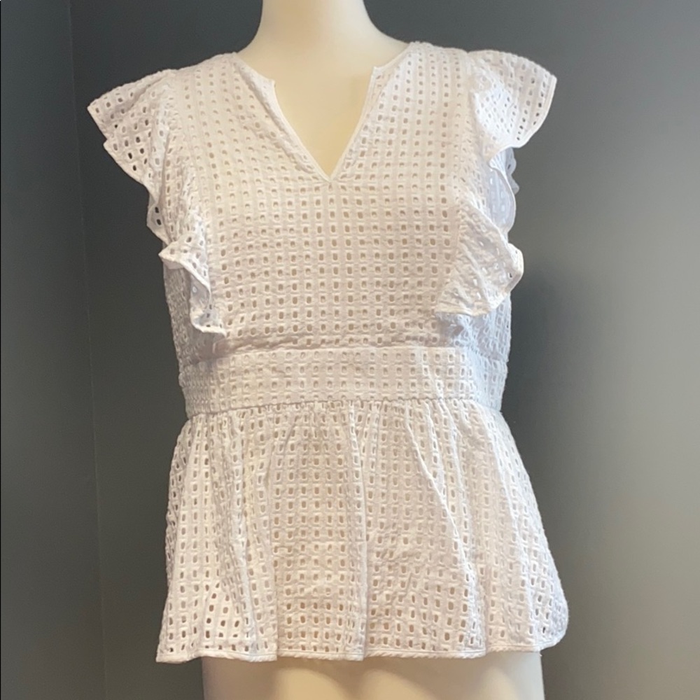 1901 eyelet top